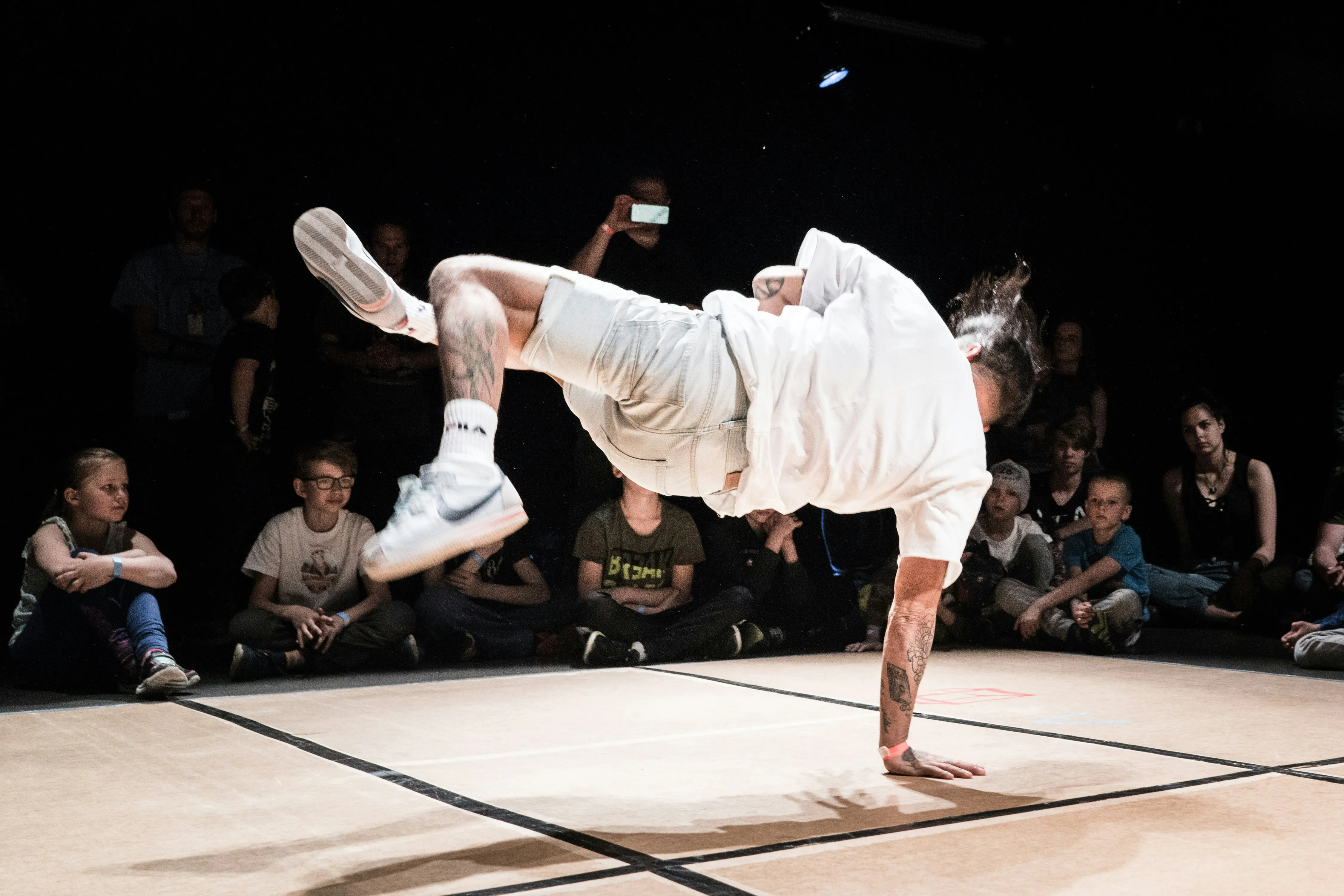 Landing Breakdance
